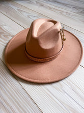 Load image into Gallery viewer, Tan + Tooled Wide Brim Hat
